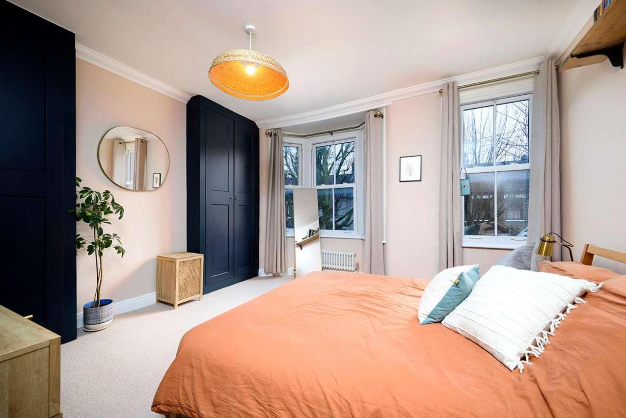 Charming & Modern House In Casa vacanze Londra